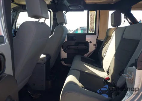 2008 Jeep Wrangler Unlimited X z USA, uszkodzony, nr VIN 1J4GA39188L529905